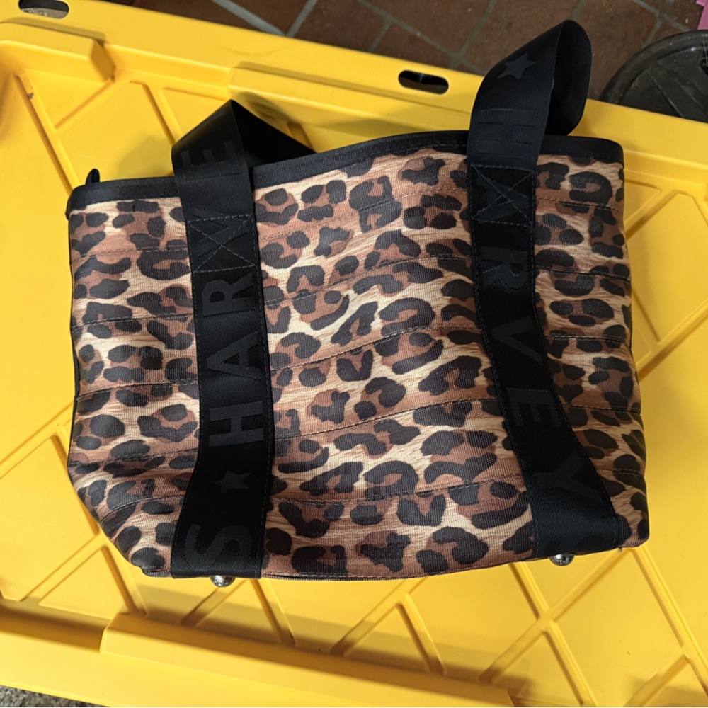 Harveys Original Release Leopard Medium Boat Tote.